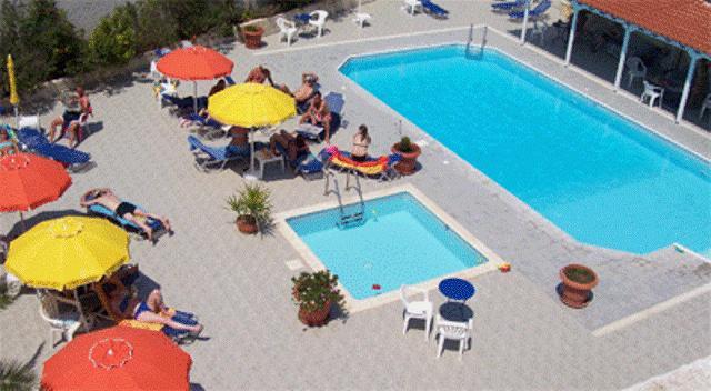 Agia Marina  Helios Hotel מראה חיצוני תמונה